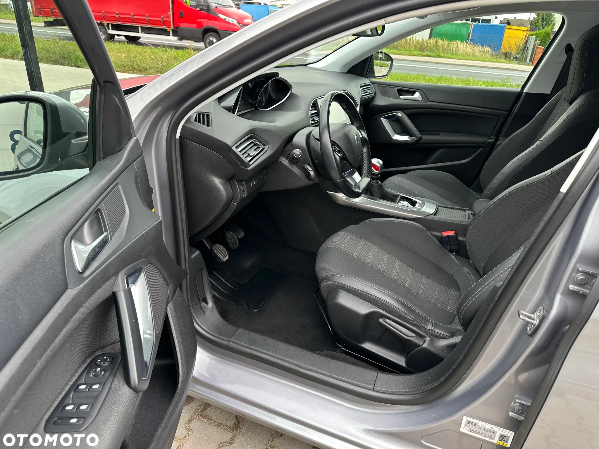 Peugeot 308 - 13