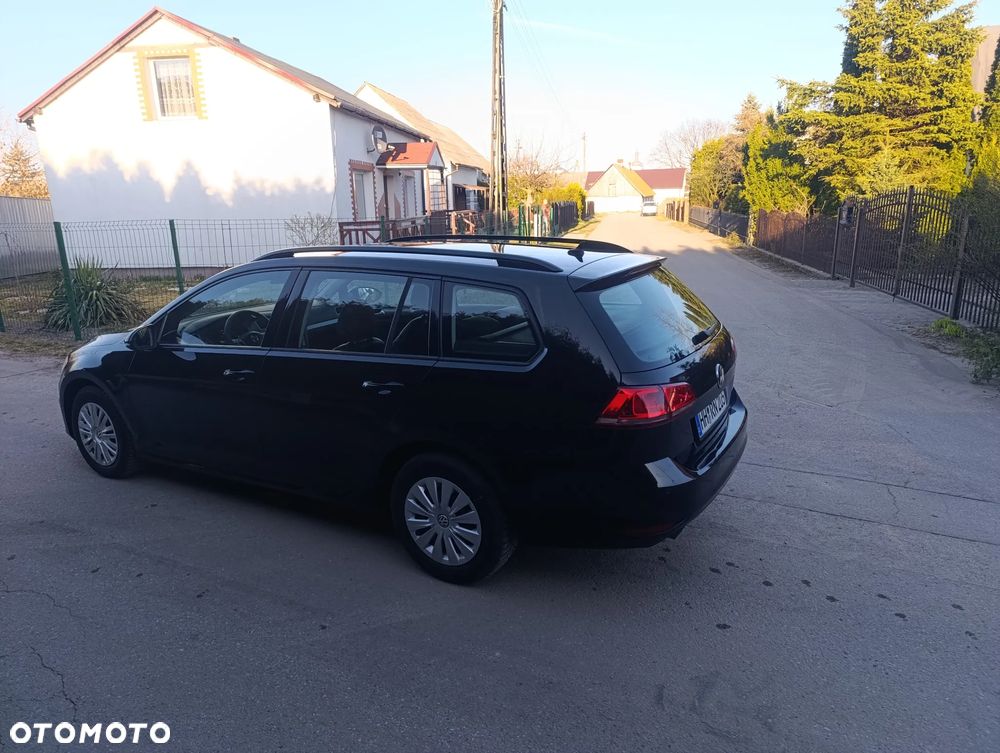 Volkswagen Golf 1.6 TDI BlueMotion Technology Comfortline - 8