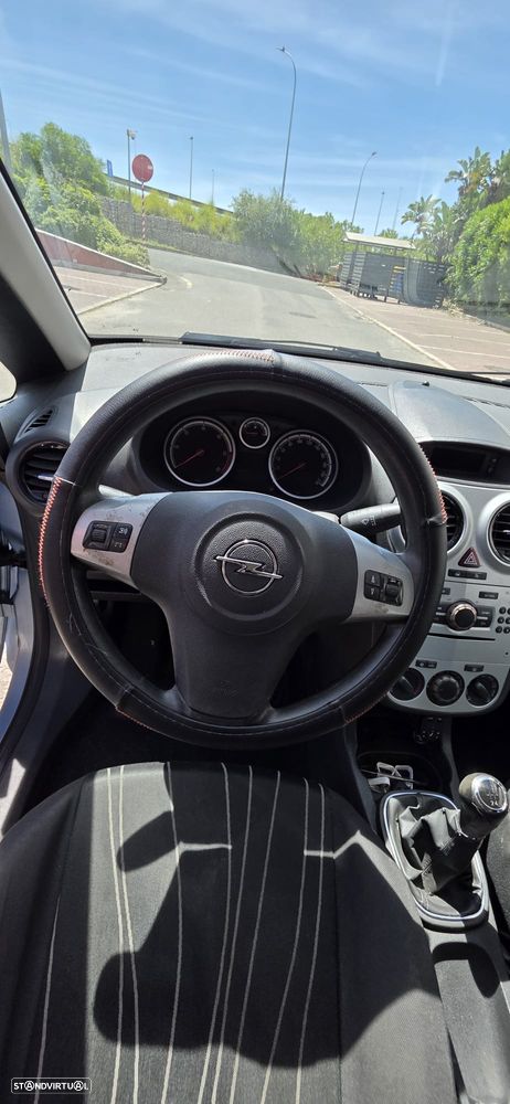 Opel Corsa 1.3 CDTI Enjoy EcoFLEX - 37