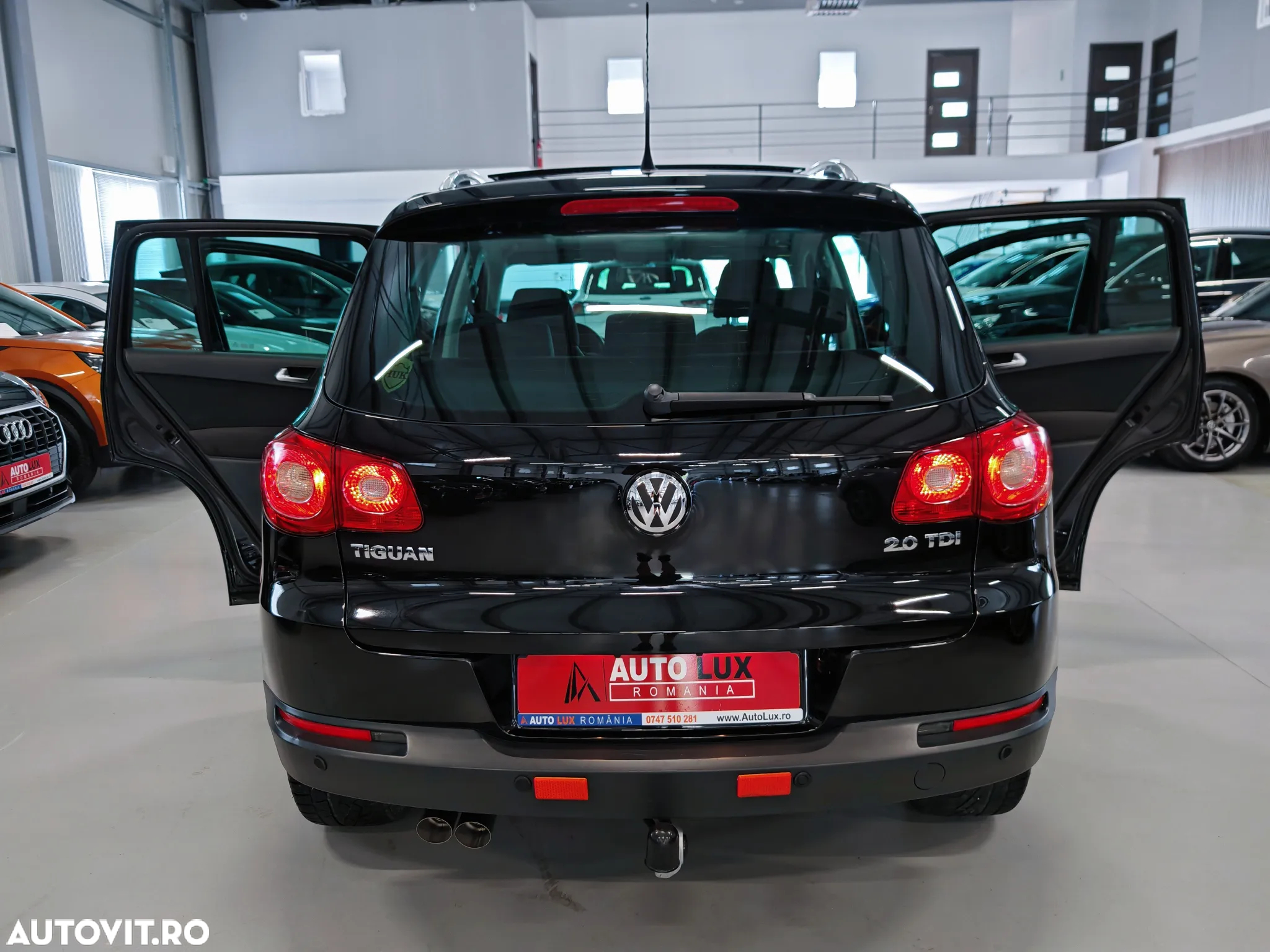 Volkswagen Tiguan 2.0 TDI 4Motion DSG Sport & Style - 29
