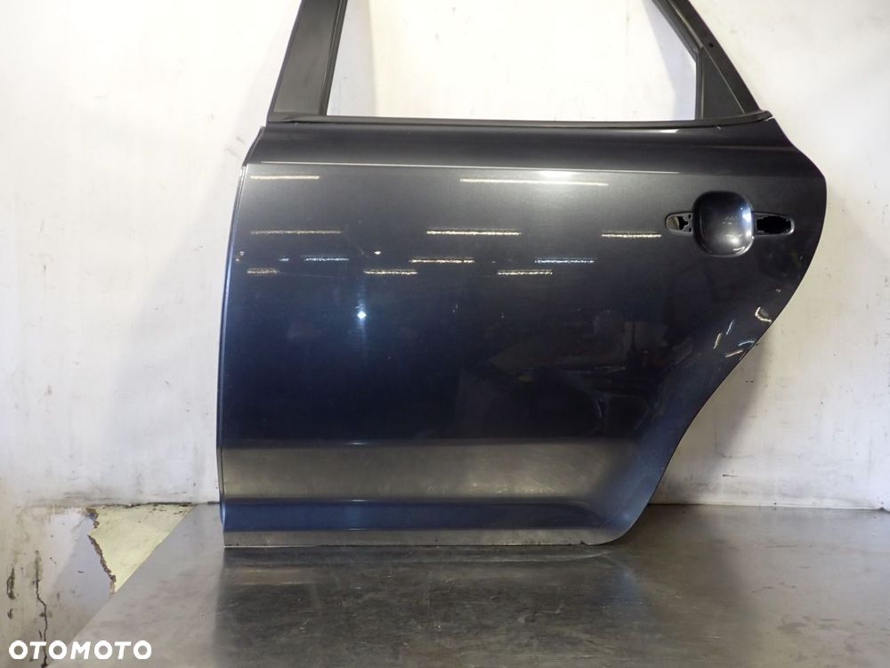 DRZWI LEWY TYŁ KIA CEED - 2