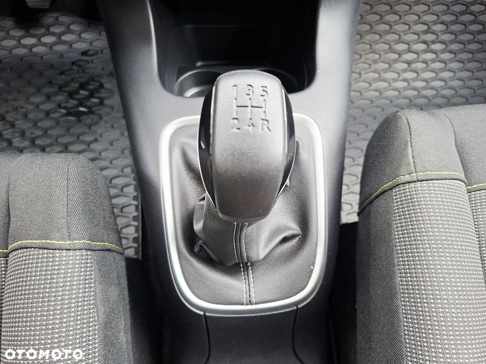 Citroën C3 1.2 PureTech Max - 29