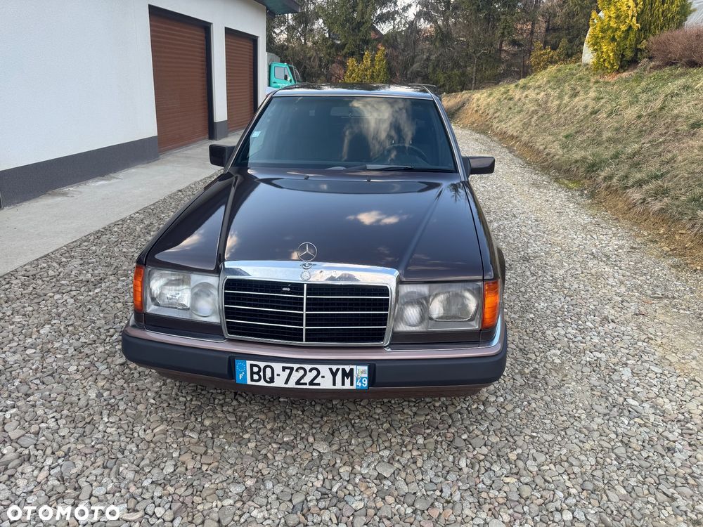 Mercedes-Benz W124 (1984-1993) - 10