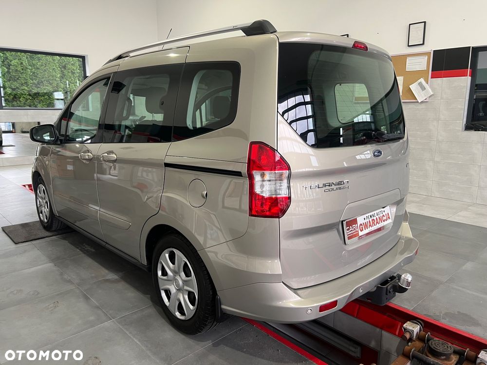 Ford Tourneo Courier 1.0 EcoBoost Sport - 5