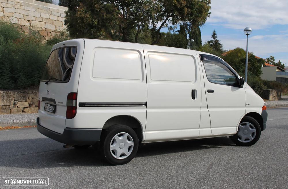 Toyota Haice 2.5 D4D - 10