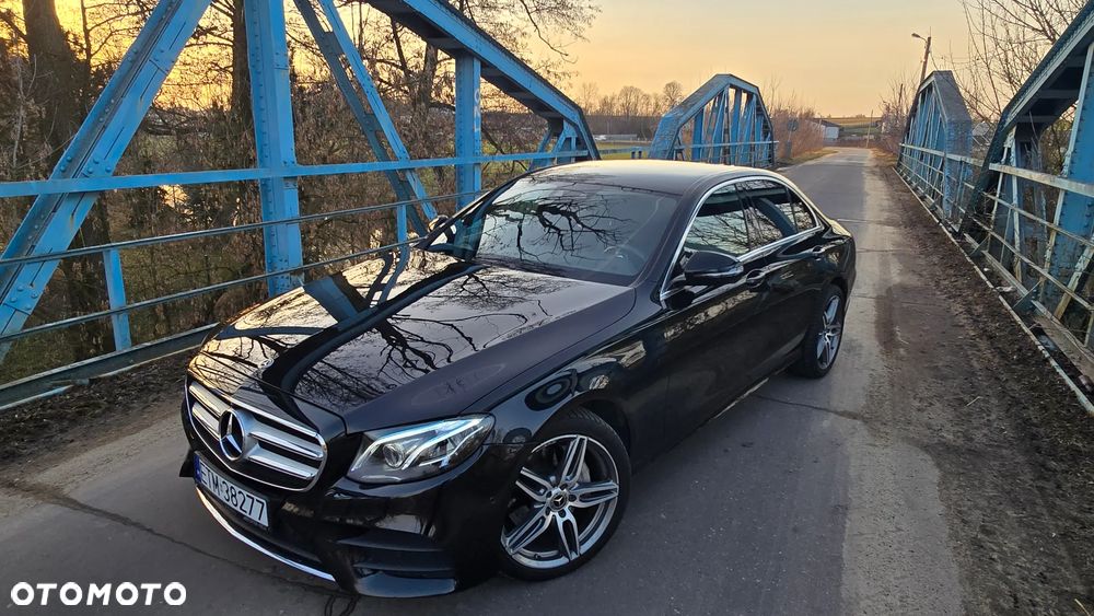 Mercedes-Benz Klasa E 220 d 4-Matic 9G-TRONIC - 2