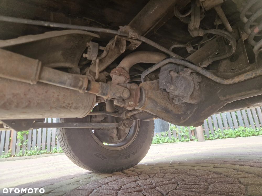 Toyota Land Cruiser - 13
