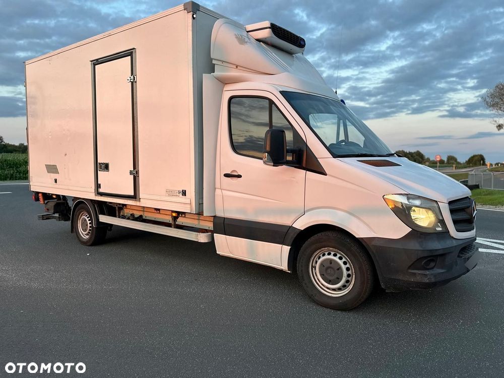Mercedes-Benz SPRINTER - 2
