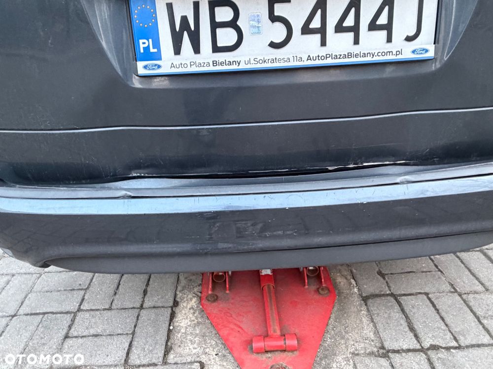 Ford Focus 1.6 Ambiente - 12