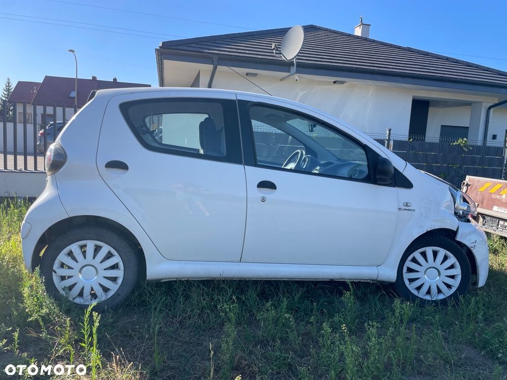 Toyota Aygo - 4