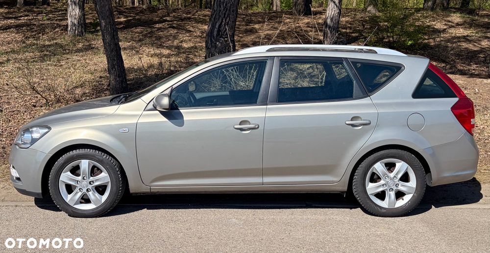 Kia Ceed 1.4 Comfort + - 7