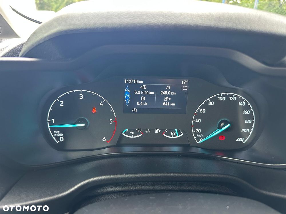 Ford Transit Connect - 13
