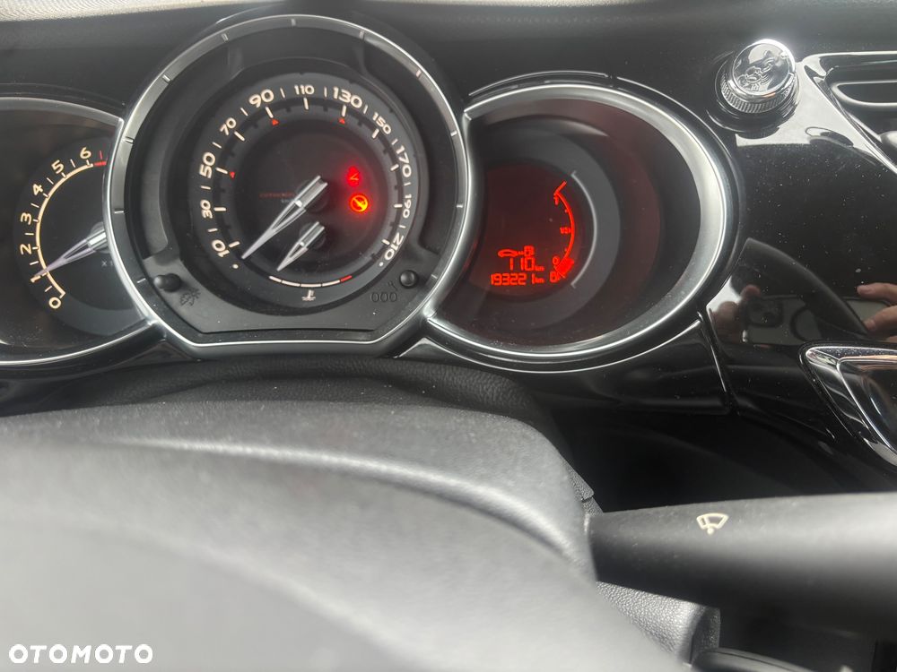 Citroën DS3 VTi 120 SoChic - 28