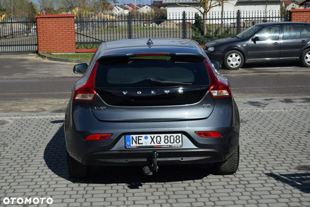 Volvo V40 D2 - 12