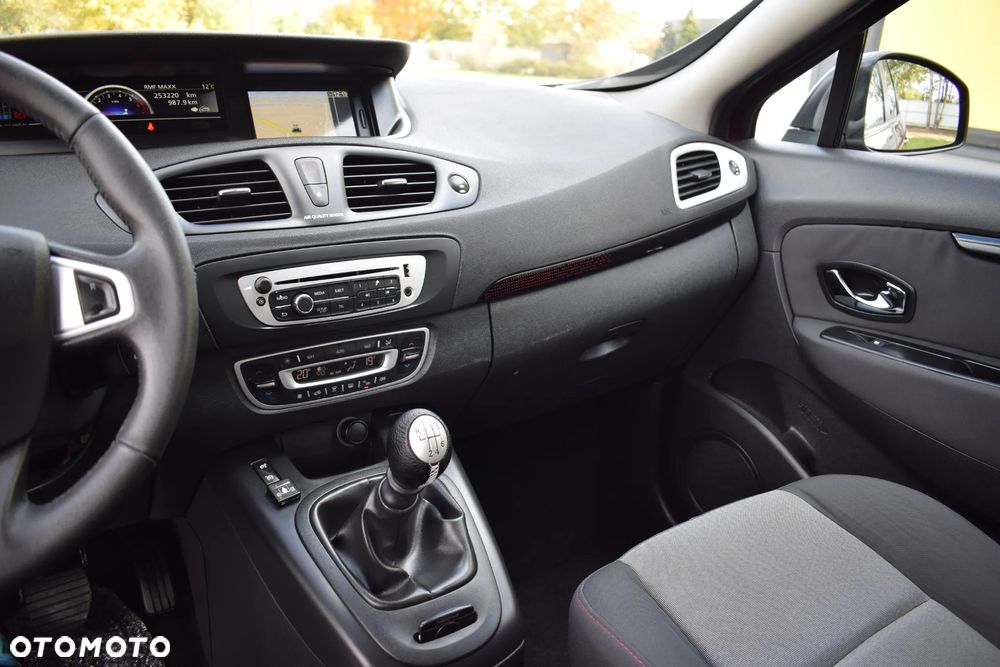 Renault Grand Scenic 1.6 16V 110 Dynamique - 22