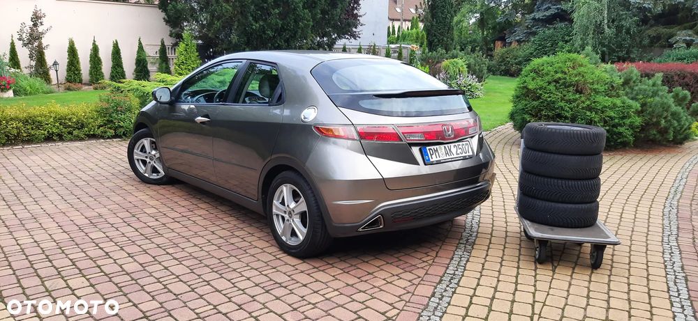 Honda Civic - 4