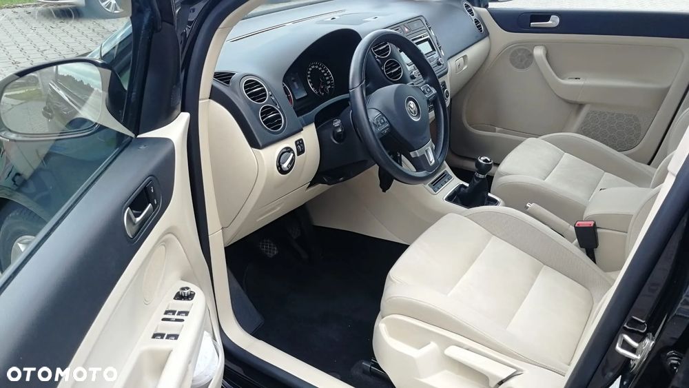 Volkswagen Golf Plus - 12
