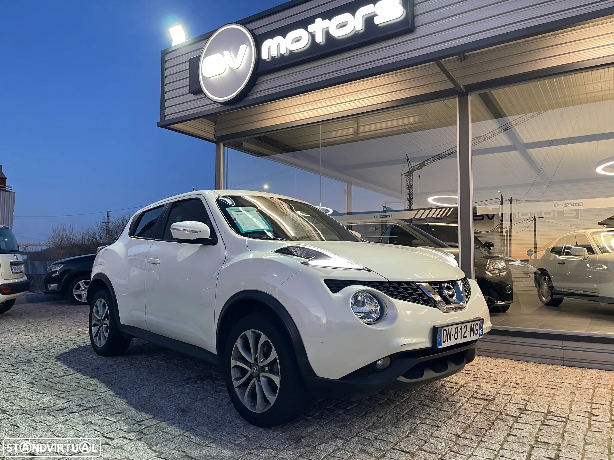 Nissan Juke 1.5 dCi Tekna S P.Ext.1 Red D. - 1