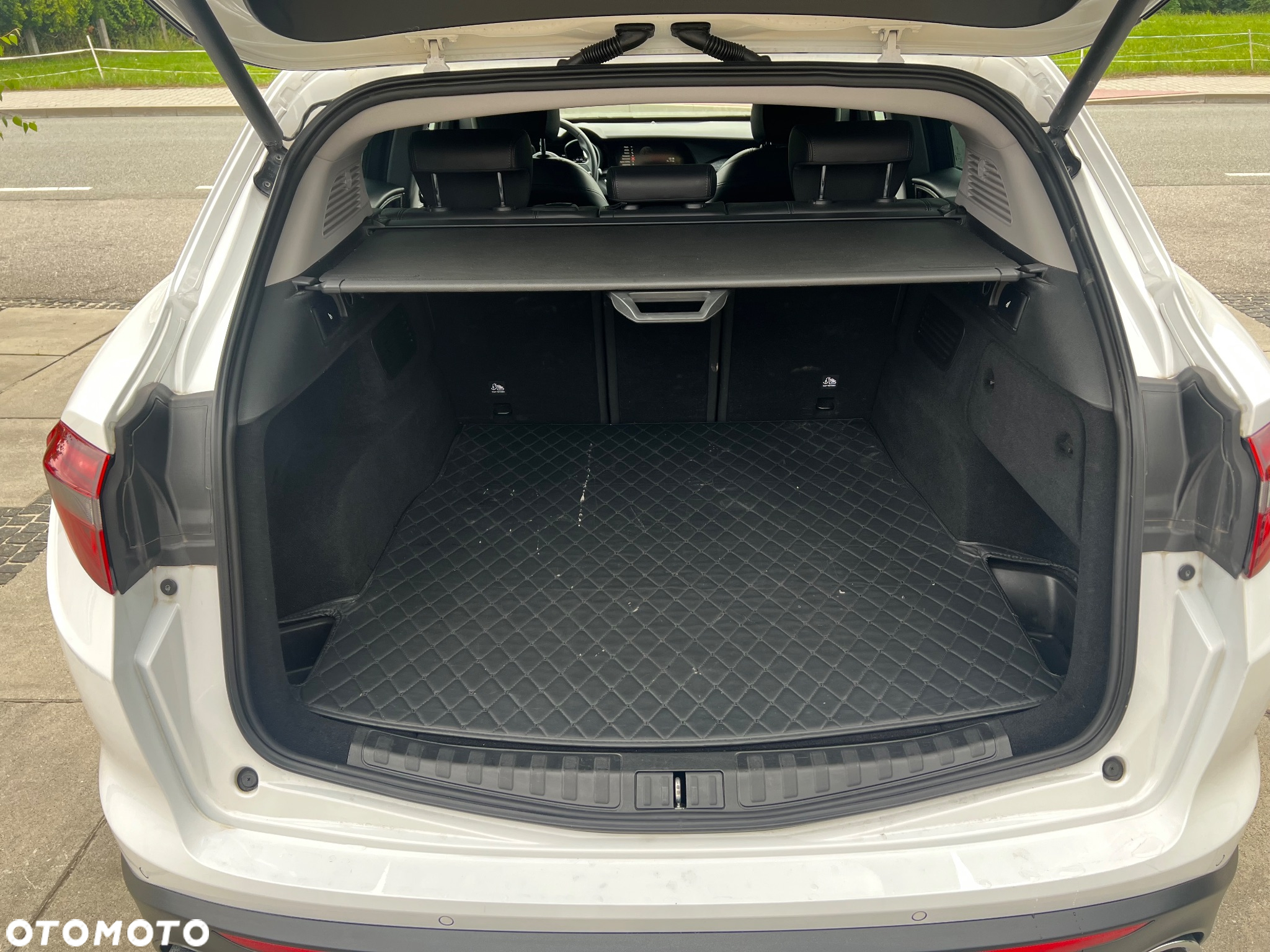 Alfa Romeo Stelvio 2.2 Diesel 16V AT8 Q4 Lusso - 29
