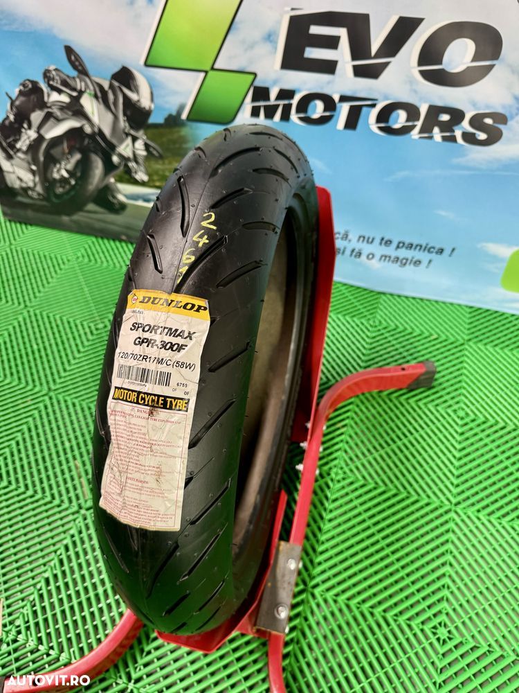 Anvelopa Moto 120 70 17 Dunlop GPR 300 NOUA 2022 Cauciuc Fata C2461 - 1