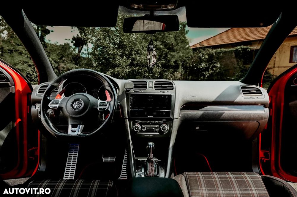 Volkswagen Golf 2.0 TSI GTI DSG - 5