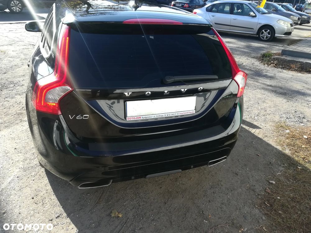 Volvo V60 D4 Geartronic Momentum - 7