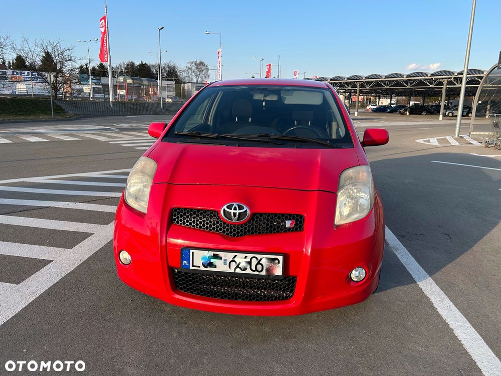 Toyota Yaris 1.8 VVT-i TS - 1