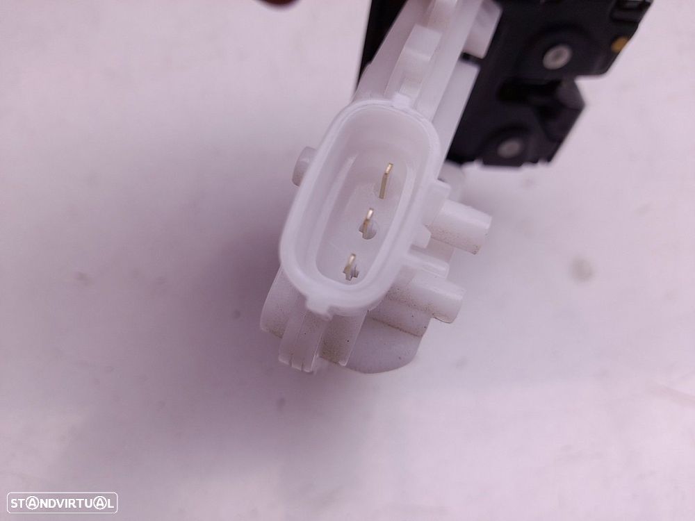Fechadura / fecho da mala TOYOTA Auris Hatchback (_E18_) - 3