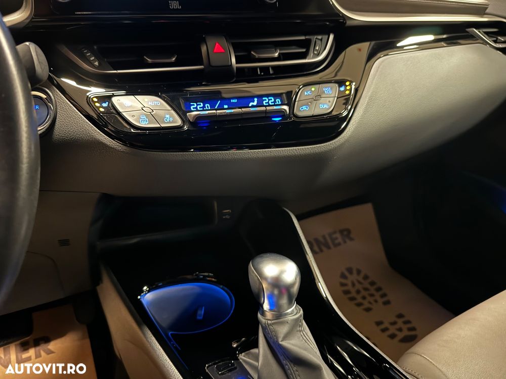 Toyota C-HR Hybrid Business-Edition - 19