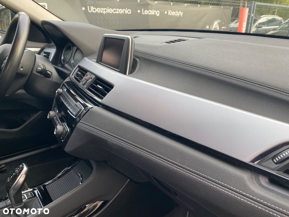 BMW X2 xDrive20i - 20