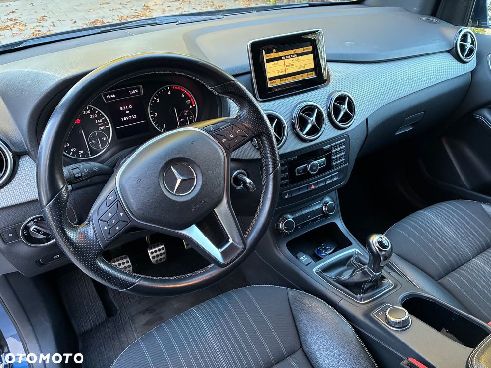 Mercedes-Benz B-Class 2011 photo 5