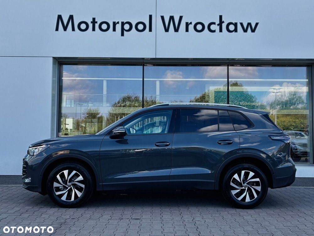 Volkswagen Tiguan - 2