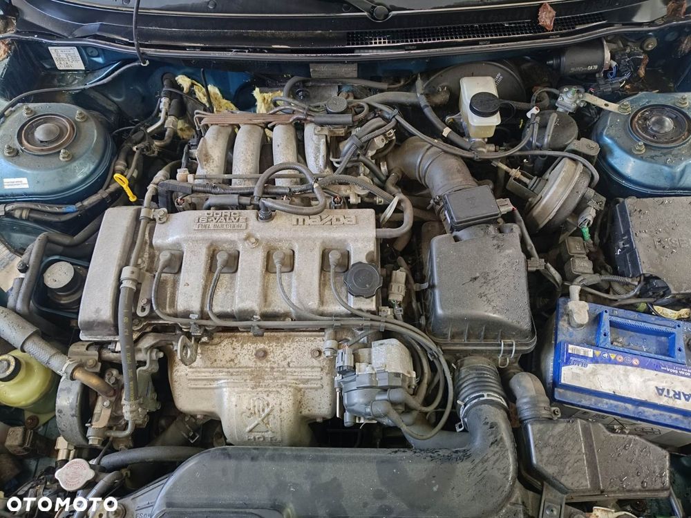 Mazda 626 2.0 GLE - 34