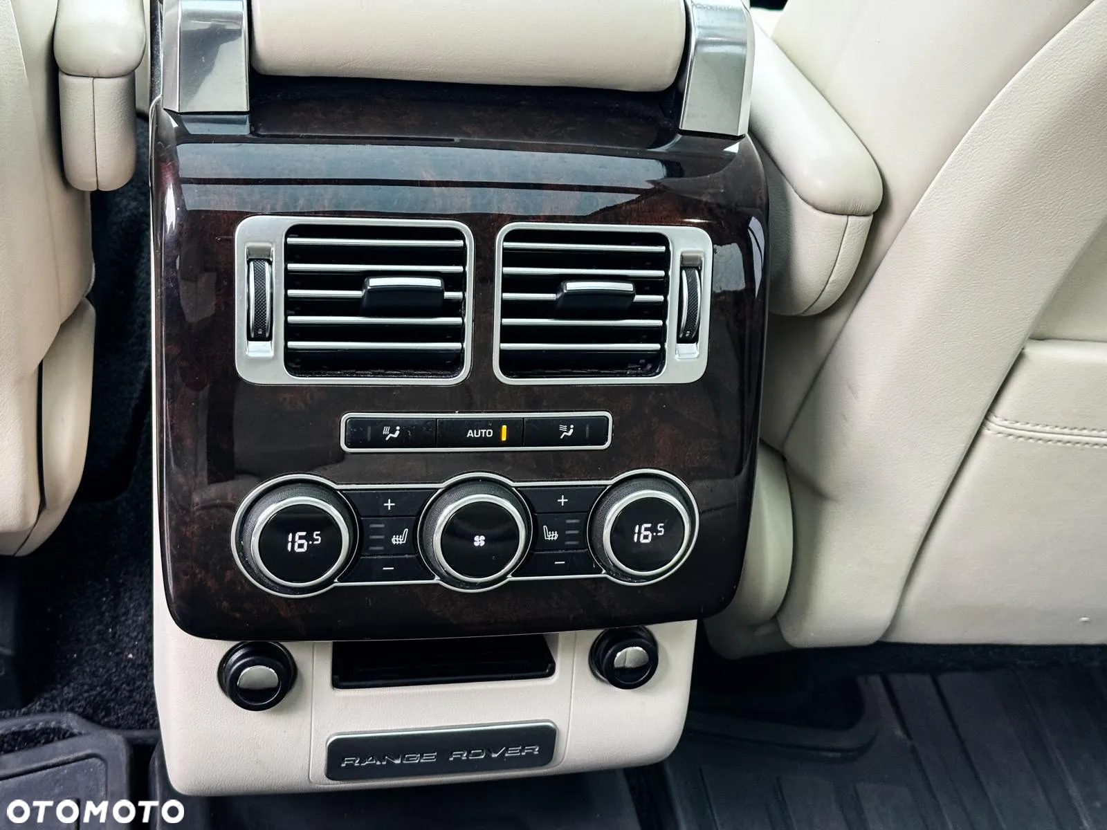 Land Rover Range Rover 4.4SD V8 Vogue - 18