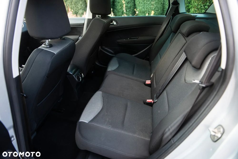 Peugeot 308 1.6 HDi Premium - 27