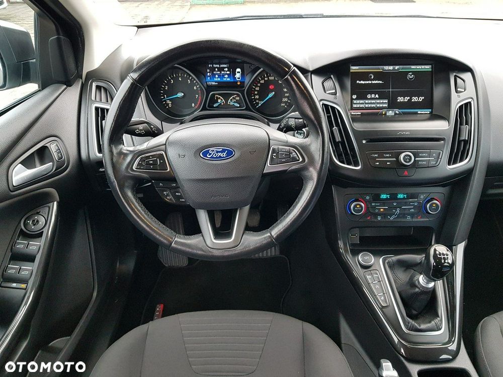 Ford Focus 1.5 EcoBoost STart-Stopp-System TITANIUM - 13