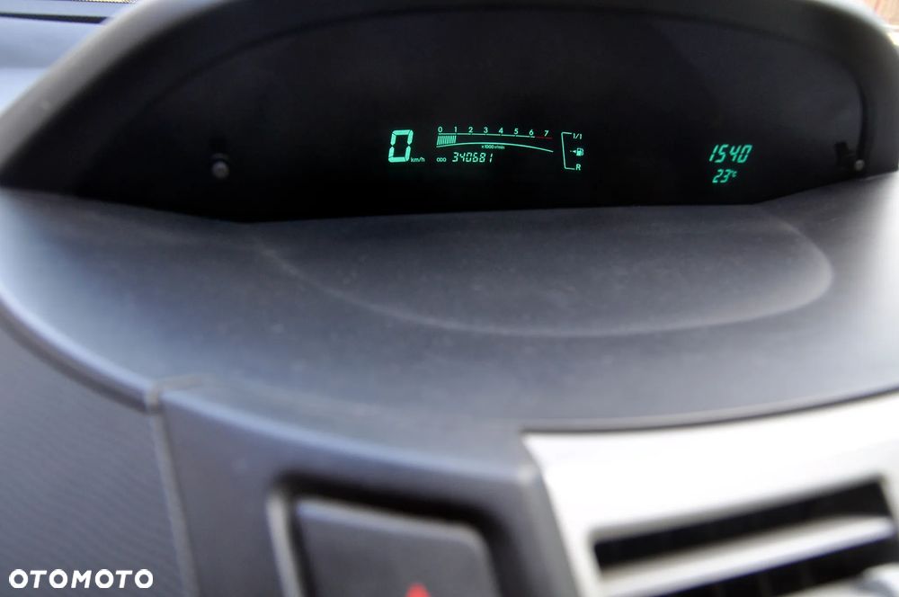 Toyota Yaris 1.3 Prestige - 12