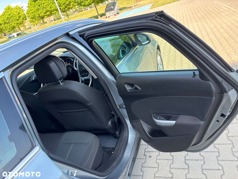Opel Astra 1.6 T Sport - 15