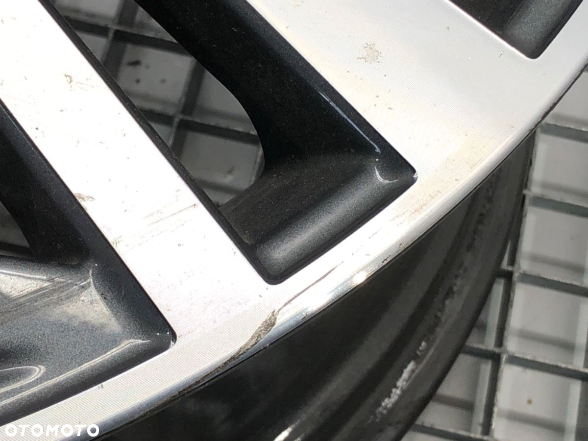 FELGA ALUMINIOWA 20 8J 5X112 ET39 ŚRODEK CENTR, 66.6 - 1303.00 PLN - AUDI Q5 (FYB, FYG) 2016 - 2022 - 3