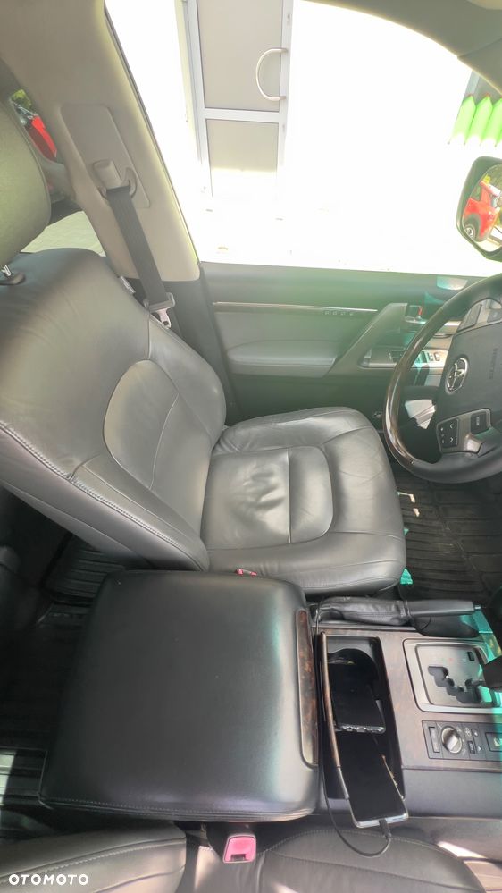 Toyota Land Cruiser LC 4.5 D-4D Prestige - 25