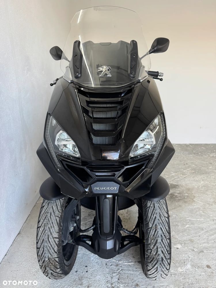 Peugeot Metropolis - 25