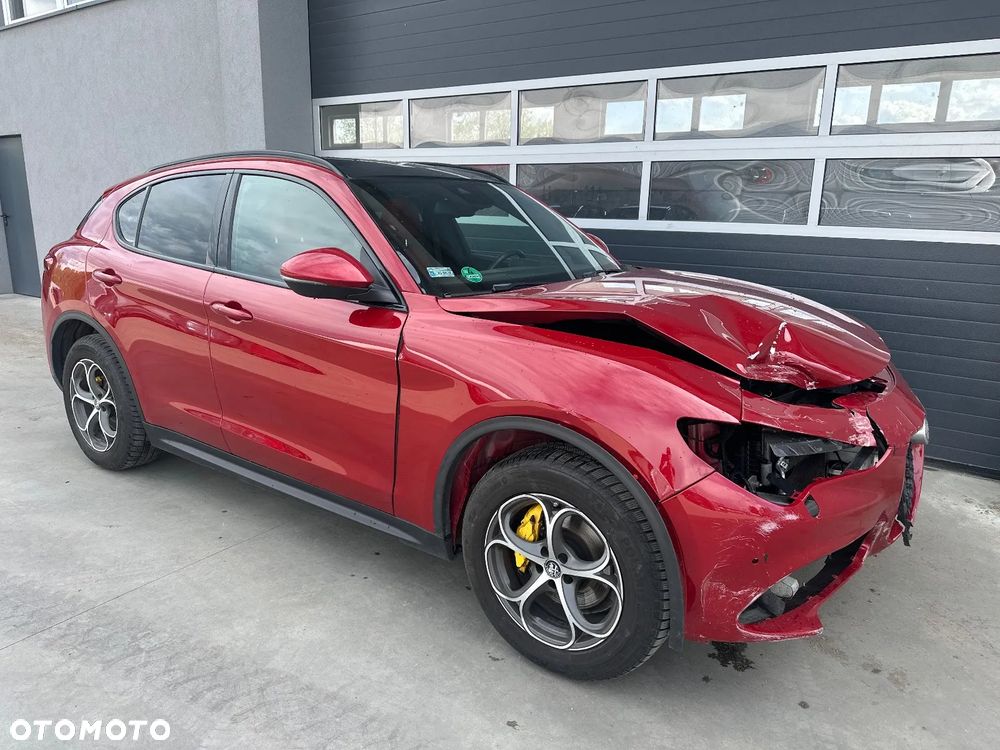 Alfa Romeo Stelvio - 3