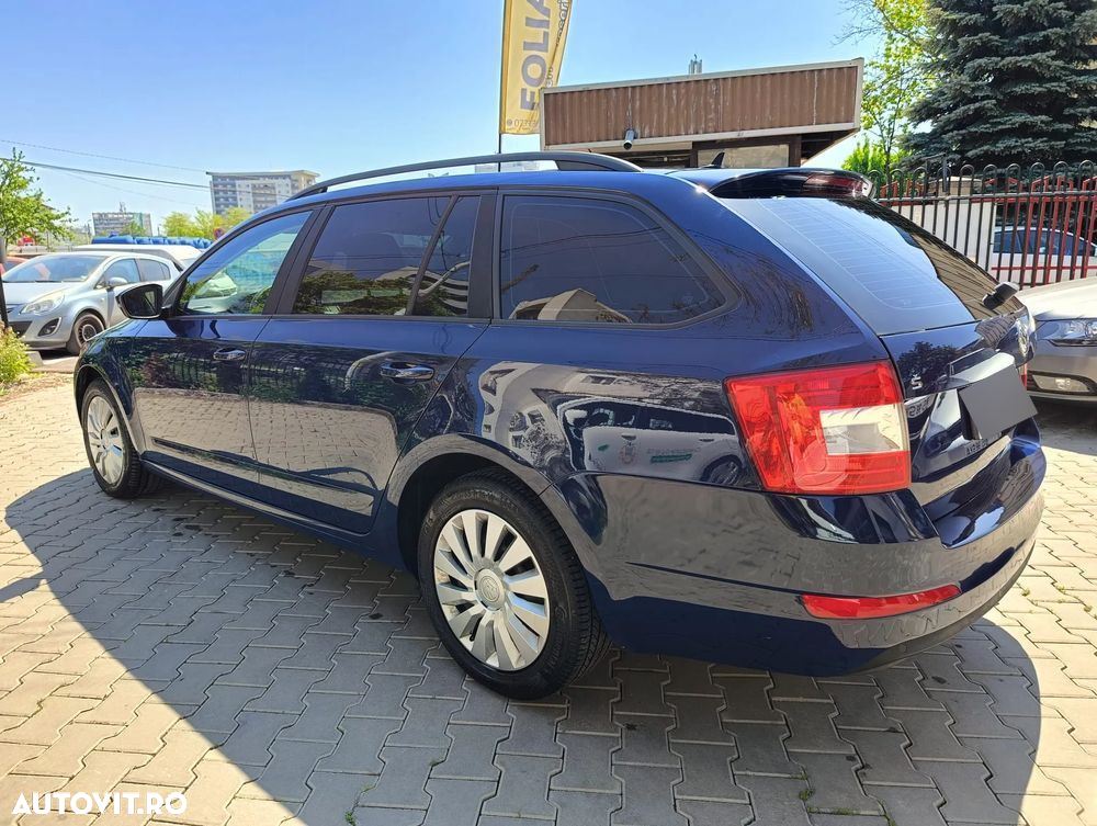 Skoda Octavia Combi 2.0 TDI Clever - 22