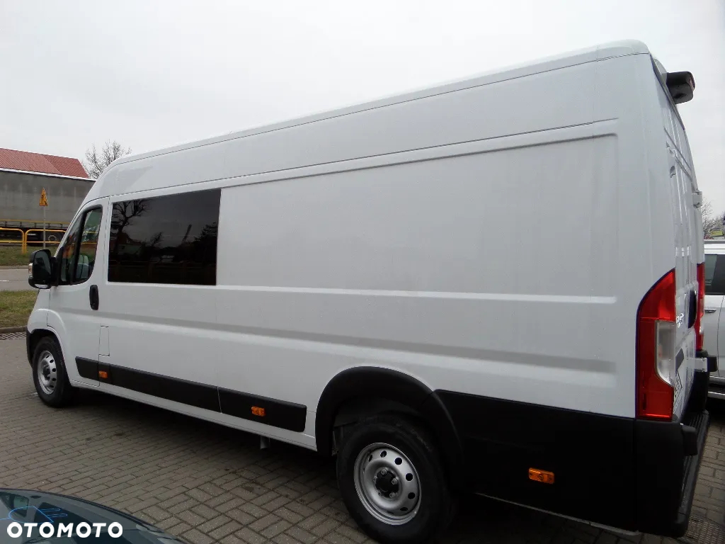Fiat Nowy Model Ducato L4H2 140KM Furgon brygadówka 7 osobowy seria 2 - 5