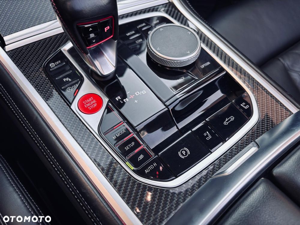 BMW M8 - 34