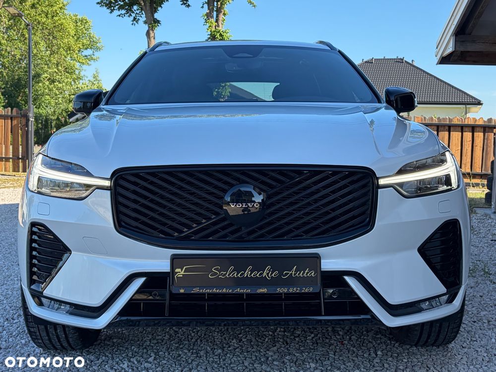 Volvo XC 60 B5 B AWD Plus Black Edition - 27