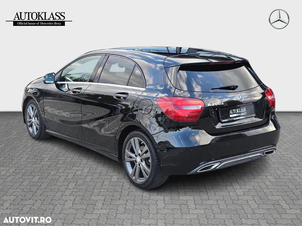 Mercedes-Benz A - 3