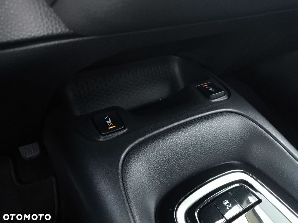 Toyota Corolla - 24