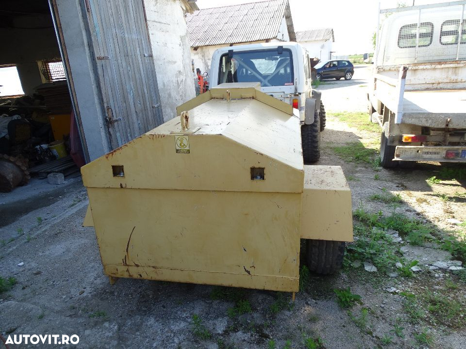 Rezervor  tractabil combustibil 1000 L - 5