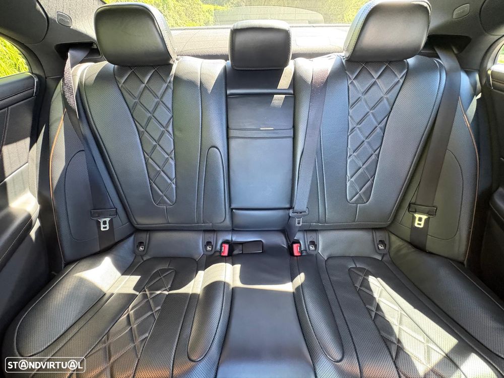 Mercedes-Benz CLS 400 d 4Matic AMG Line - 38